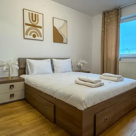 Апартаменты Charming At Kasper