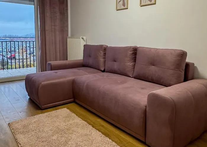 Charming At Coresi Mall #brasov 公寓 布拉索夫