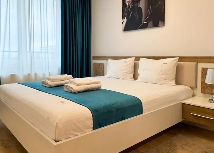 Charming At Coresi Mall #brasov *