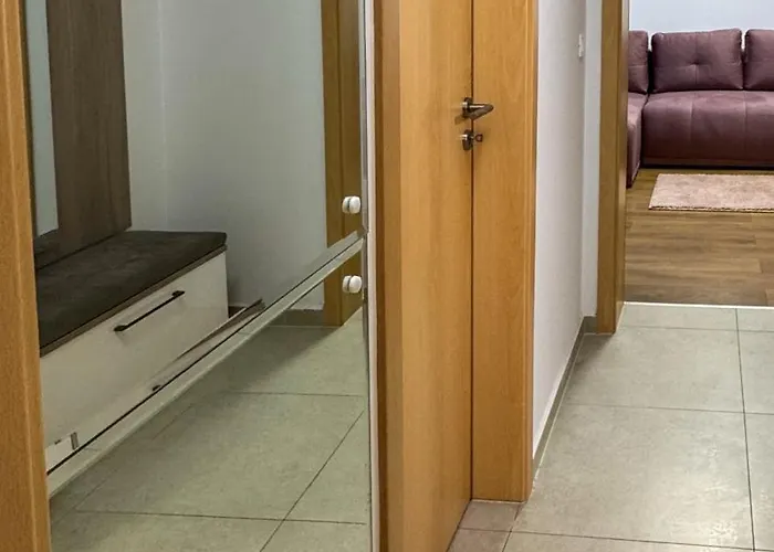 公寓 Charming At Coresi Mall #brasov *