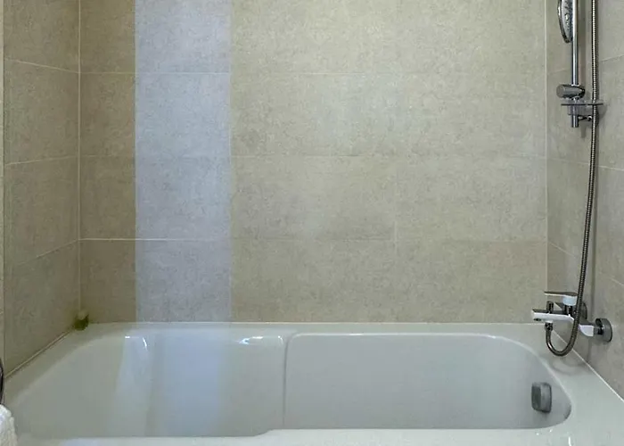 Charming At Coresi Mall #brasov 公寓