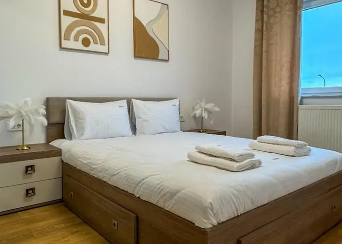 公寓 Charming At Coresi Mall #brasov